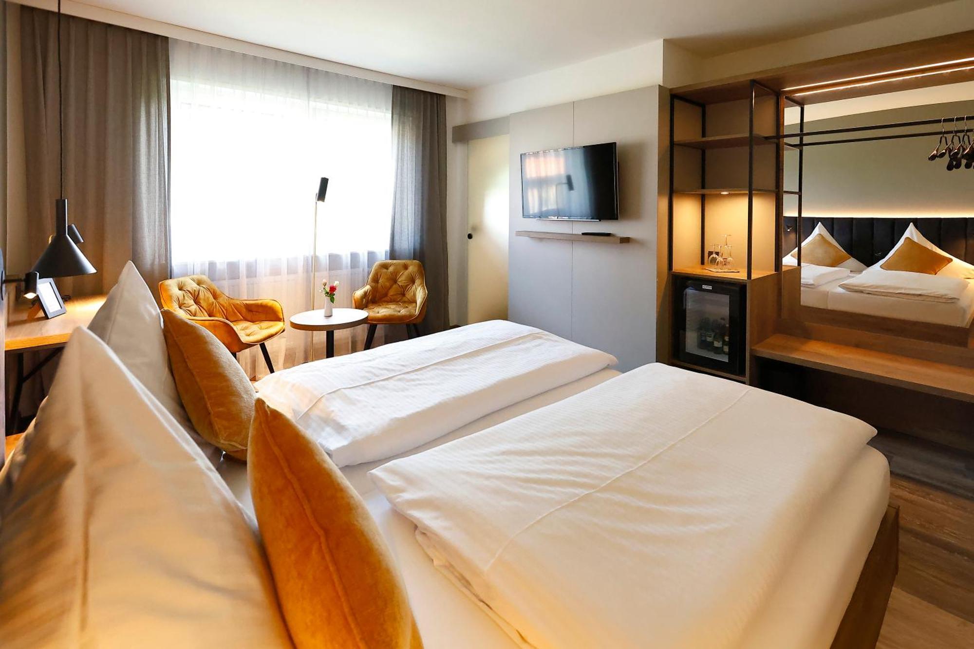 Hotel Restaurant Fronmuehle 3 Sterne Superior バート・デュルクハイム エクステリア 写真
